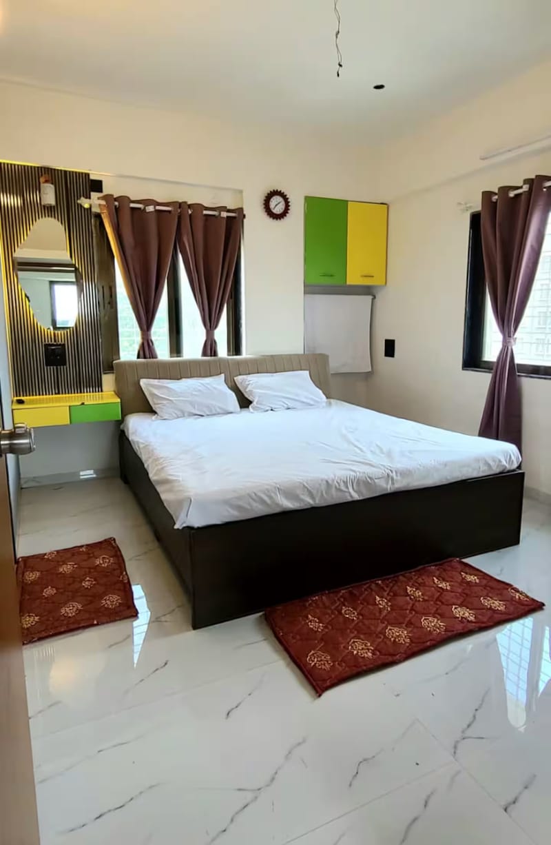 Master Bedroom — Zara Palace Home Stay, 4th Floor Apartment