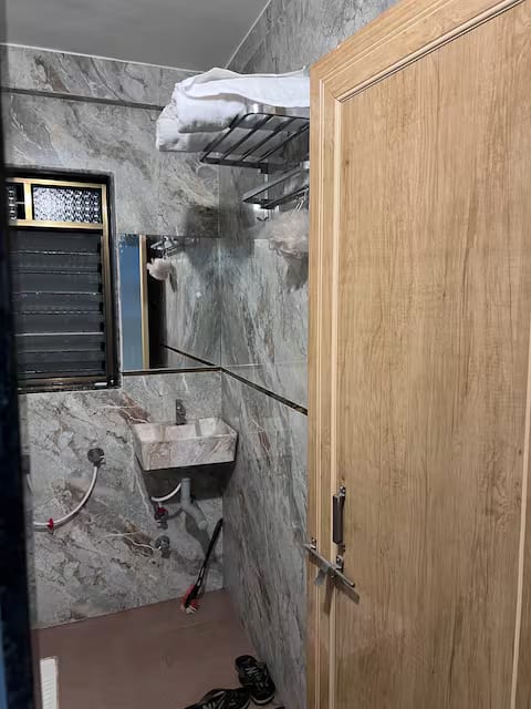 Bathroom 1 — Zara Palace Home Stay, 4th Floor Apartment